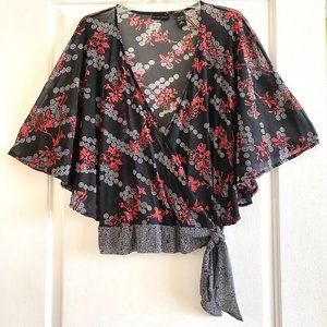 NEW YORK & COMPANY | Flowy V-Neck Blouse with Tie-Waist Detail | Size: L…